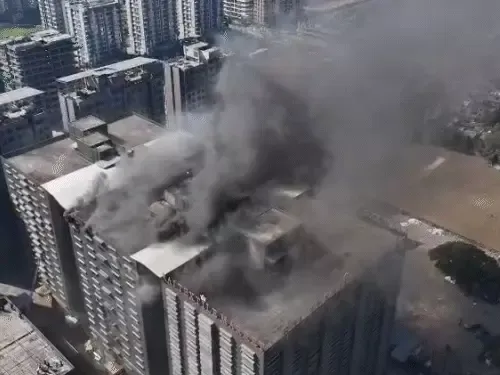Fire Erupts Again at Surat’s Raj Textile Market, Seventh Floor Engulfed